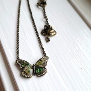 Fossil Butterly necklace and earrings set